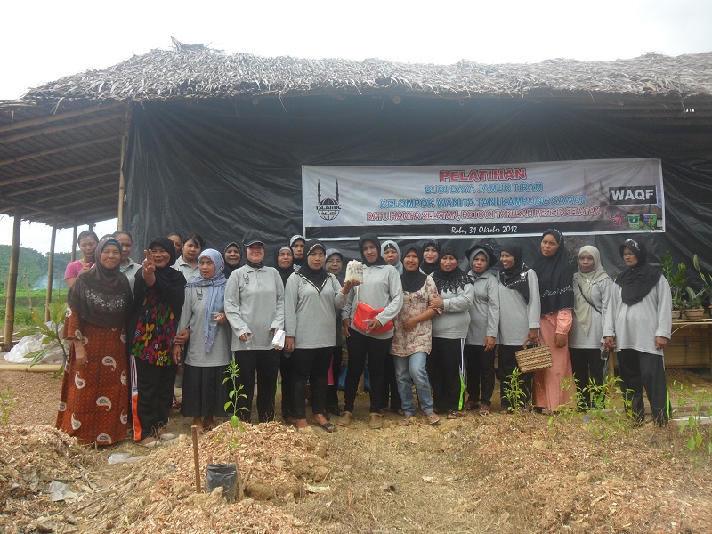 Over 90 Indonesian women benefitted from a Waqf-funded livelihoods project in West Sumatra.