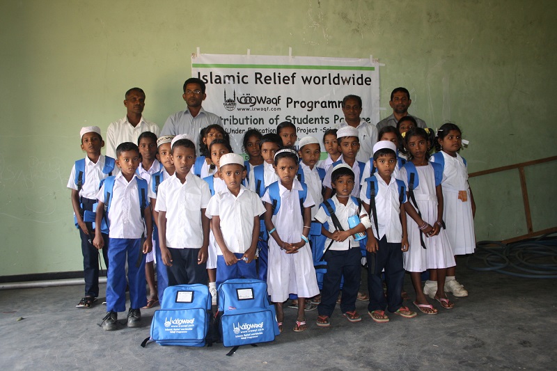 Children in Sri Lanka received school bags and stationery through a Waqf-funded project.