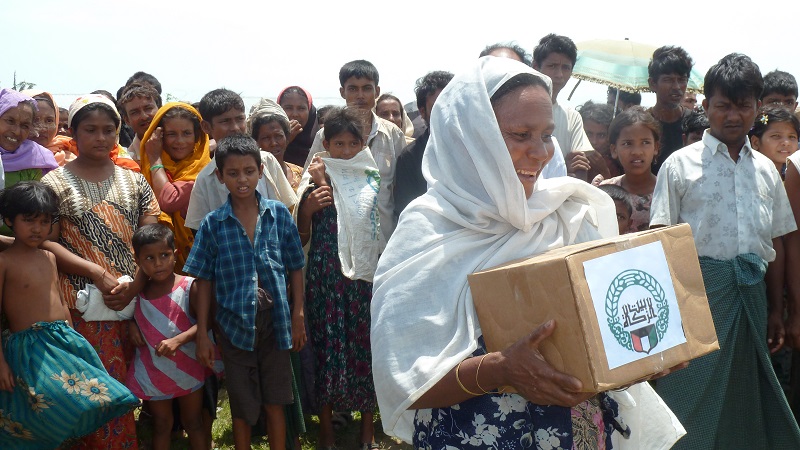 Islamic Relief foodpacks benefit nearly 14,000 of the most vulnerable people in Rakhine, Kayin (Karen) and Mon states.