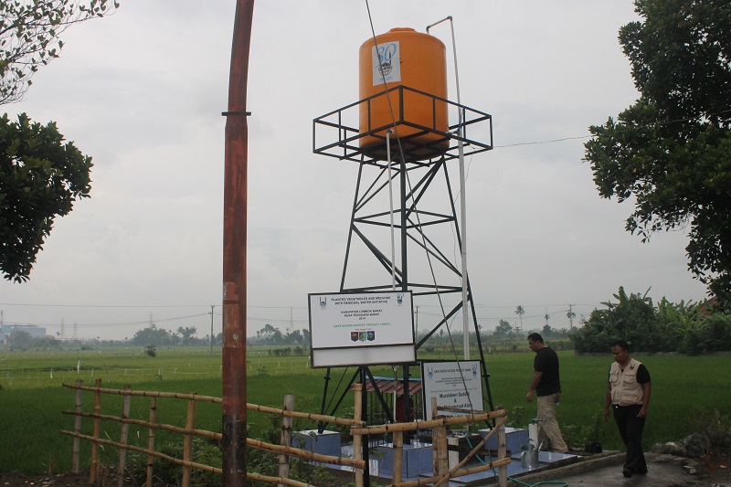 21 villages in Lobok Barat are benefitting from deep wells, water pipes and latrines.