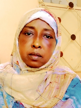 مها بلال، موظفة سودانية في الإغاثة الإسلامية فقدت أبويها