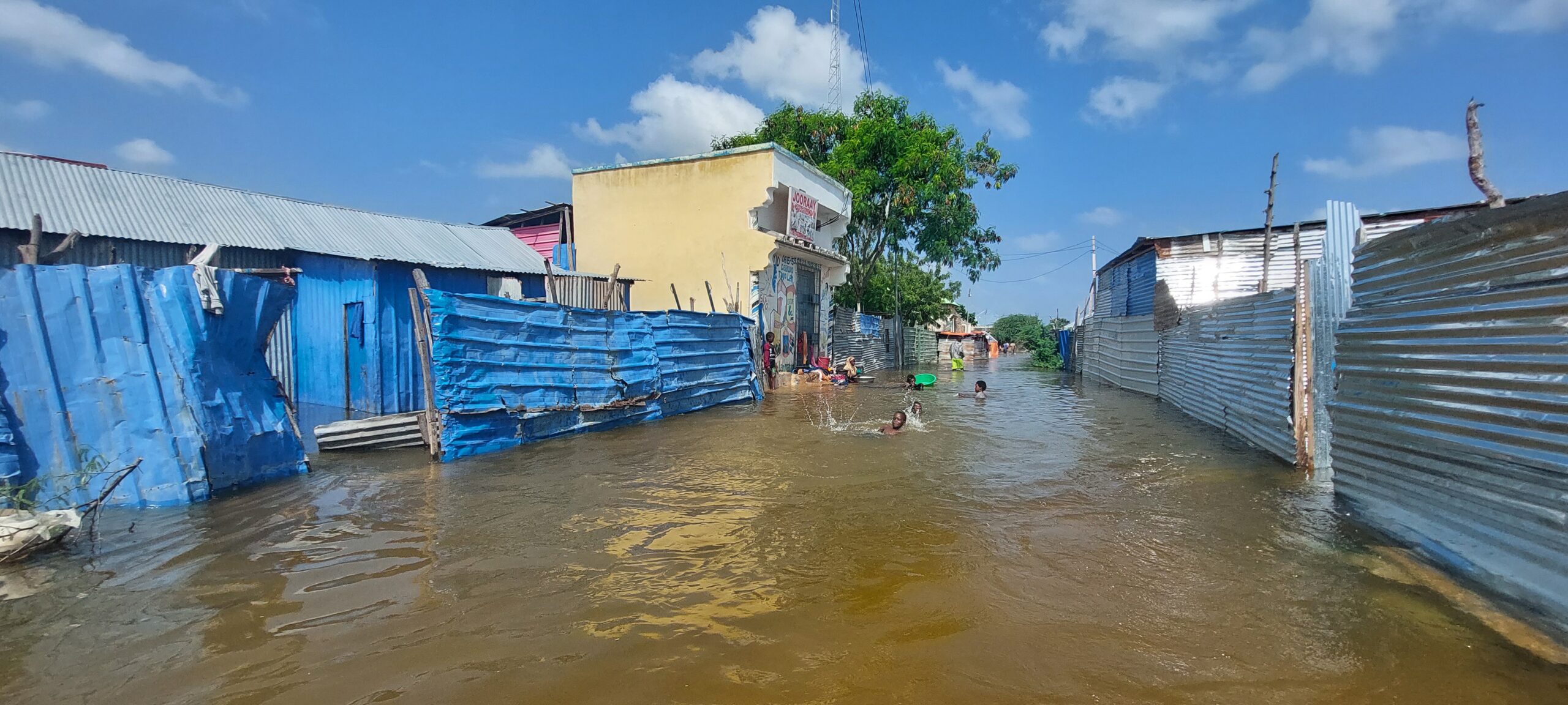 Somali city of Beledweyne is 85% under water following devastating ...