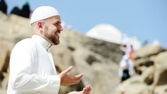 performing umrah